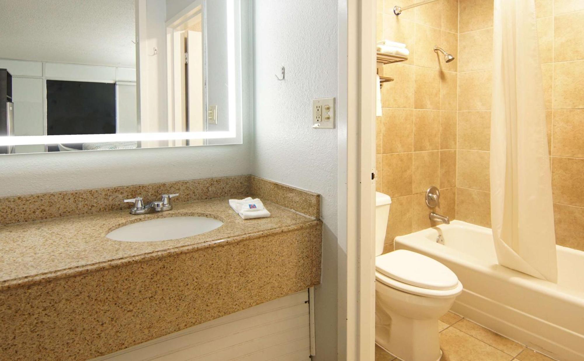 Studio 6 Mesquite, Tx Town East ภายนอก รูปภาพ